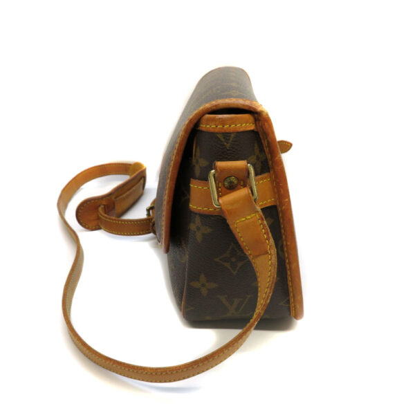 imgrc0083635201 Louis Vuitton Sologne Shoulder Bag Monogram Canvas Brown