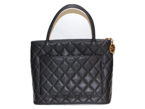 imgrc0083847692 Chanel Reproduction Tote Bag Caviar Skin Black