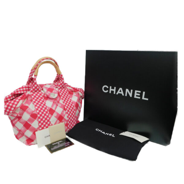 imgrc0084374723 Chanel Cruise Line Canvas Tote Bag Pink