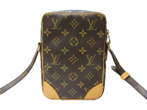 imgrc0084594410 Louis Vuitton Danube Monogram Shoulder Bag