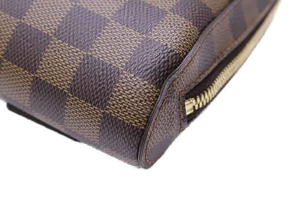 imgrc0085034709 Louis Vuitton Jeronimos Damier Body Bag