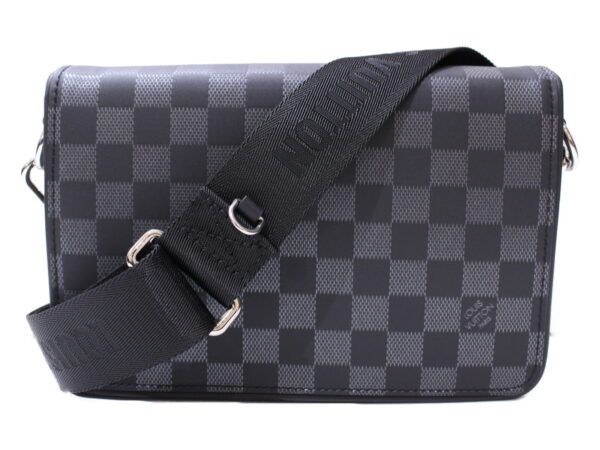 imgrc0085160954 Louis Vuitton Studio Messenger Damier Infini Shoulder Bag Black