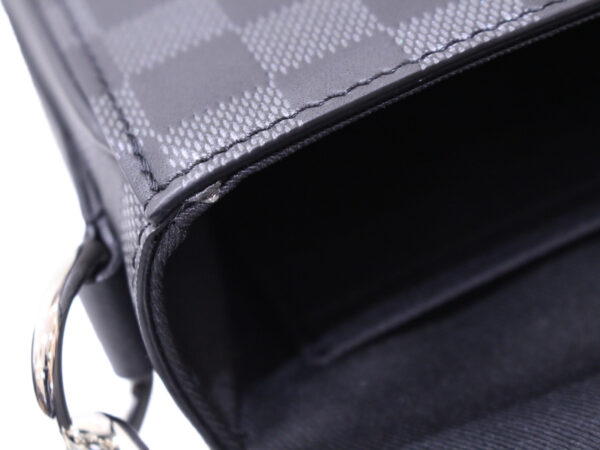 imgrc0085160962 Louis Vuitton Studio Messenger Damier Infini Shoulder Bag Black