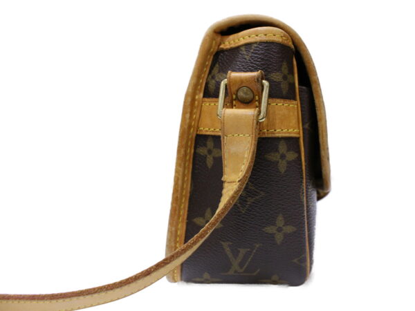 imgrc0085168401 Louis Vuitton Sologne Monogram Shoulder Bag