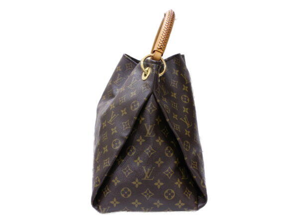 imgrc0085182769 Louis Vuitton Artsy MM Monogram Shoulder Bag