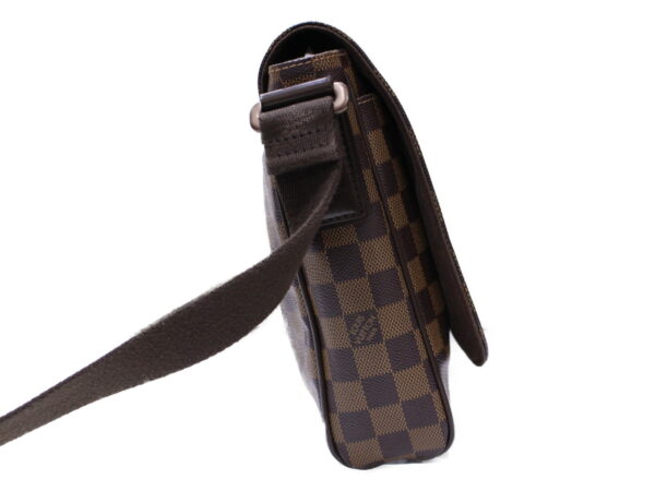 imgrc0085224202 Louis Vuitton District PM Damier Shoulder Bag