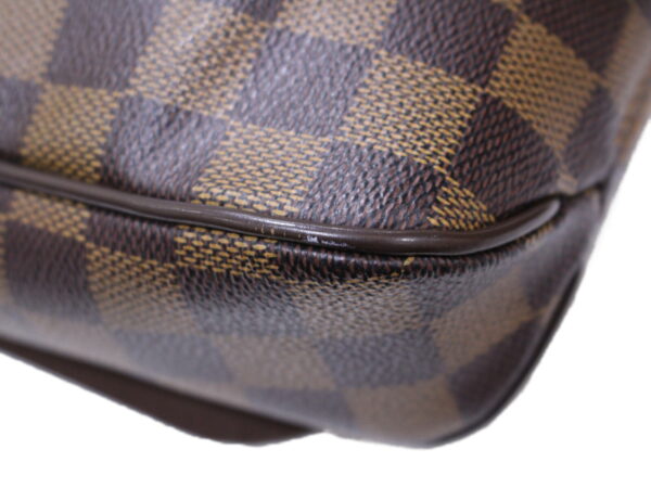 imgrc0085224206 Louis Vuitton District PM Damier Shoulder Bag