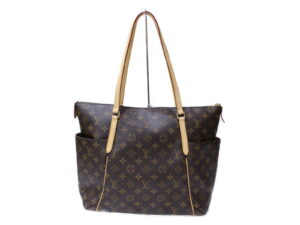 imgrc0085241624 Louis Vuitton V Tote MM Monogram calf leather Tote Bag Bordeaux