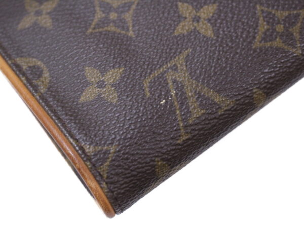 imgrc0085271407 Louis Vuitton Pochette Twin GM Monogram Shoulder Bag