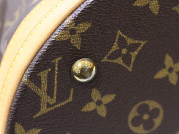 imgrc0085284131 Louis Vuitton Petit Baguette Monogram Shoulder Bag