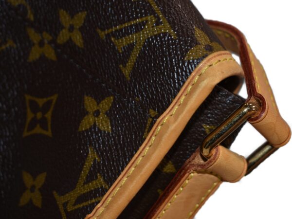 imgrc0085365180 Louis Vuitton Menilmontant PM Shoulder Bag Monogram Canvas