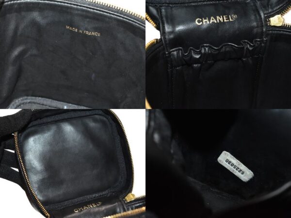 imgrc0085370390 Chanel Vanity Leather Handbag Pouch Black