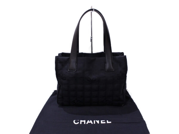 imgrc0085388478 Chanel Travel Line Tote PM Black