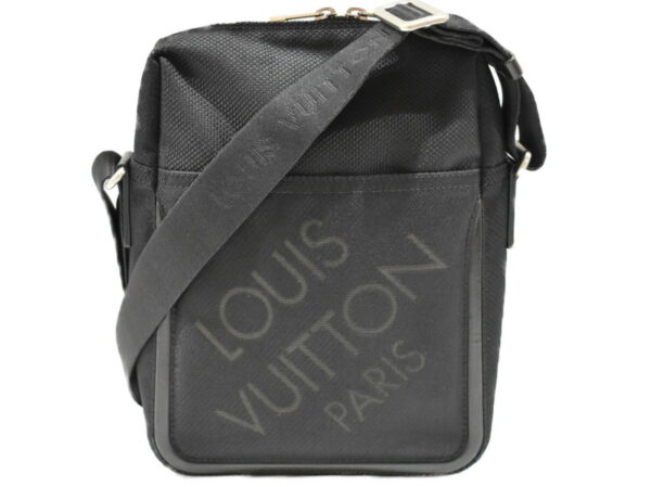 imgrc0085423162 Louis Vuitton Citadan NM Shoulder Bag Jean Canvas Black