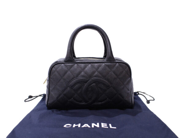 imgrc0085564324 Chanel Mini Bag Caviar Skin Black