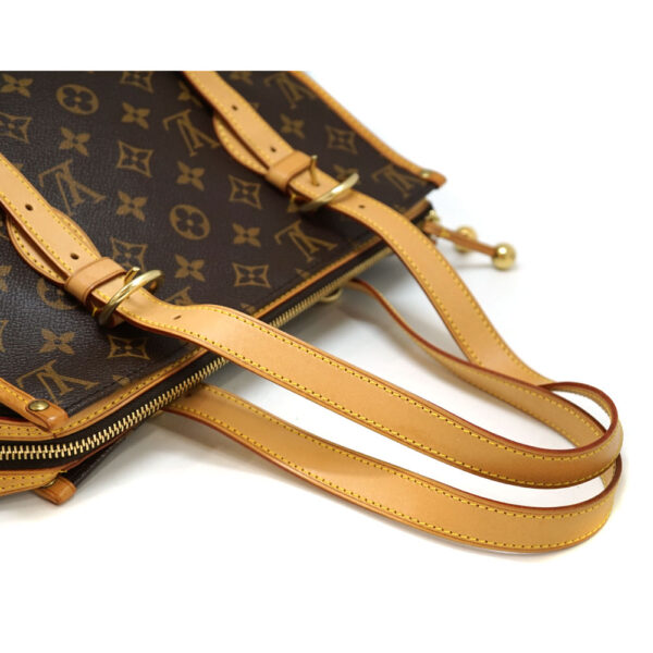 imgrc0085646445 Louis Vuitton Popincourt Haut Monogram Canvas Shoulder Bag Brown