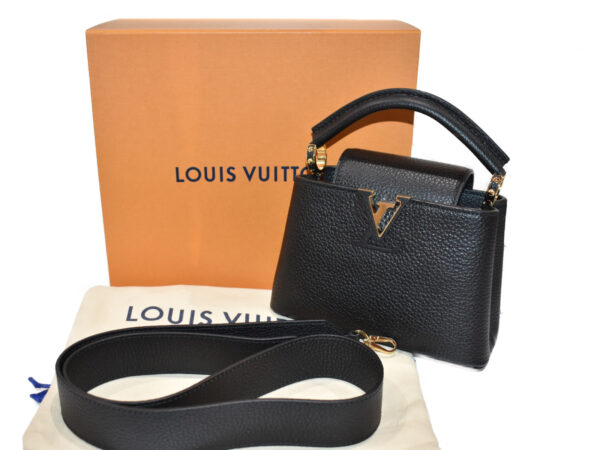 imgrc0085657045 Louis Vuitton Capucines Mini Handbag Leather Black