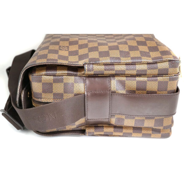 imgrc0085769884 Louis Vuitton Naviglio Shoulder Bag Damier Brown