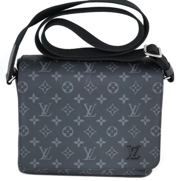 imgrc0085955015 Louis Vuitton District PM NM Shoulder Bag Canvas Black