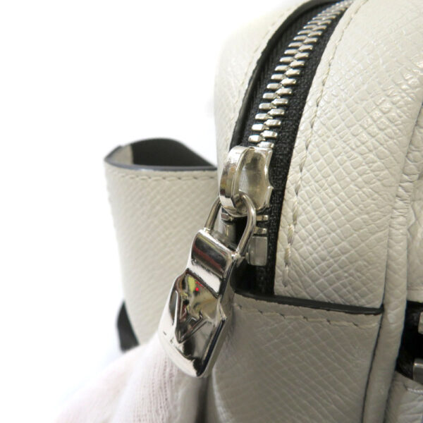 imgrc0085993377 Louis Vuitton Outdoor Bum Bag Taigarama White