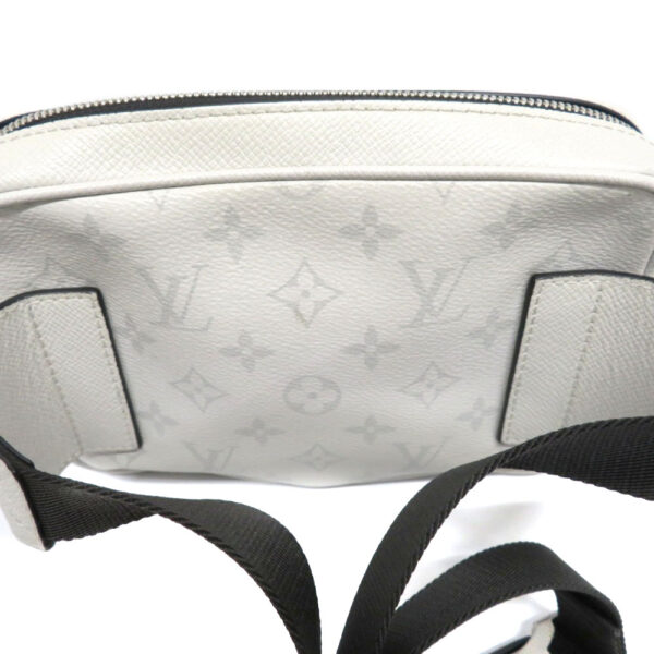 imgrc0085993431 Louis Vuitton Outdoor Bum Bag Taigarama White