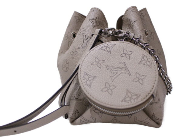 imgrc0086011806 Louis Vuitton Bella Mahina Leather Bucket Bag Greige