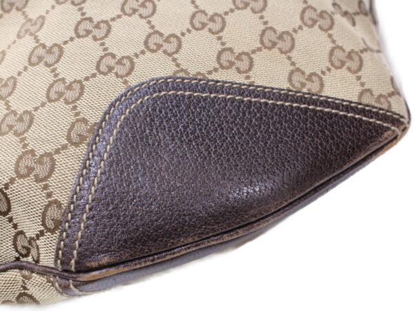 imgrc0086093262 Gucci GG Canvas Sherry Line Shoulder Bag Beige Brown