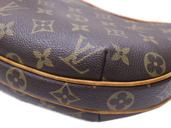 imgrc0086141452 Louis Vuitton Croissant PM Monogram Canvas Handbag Brown