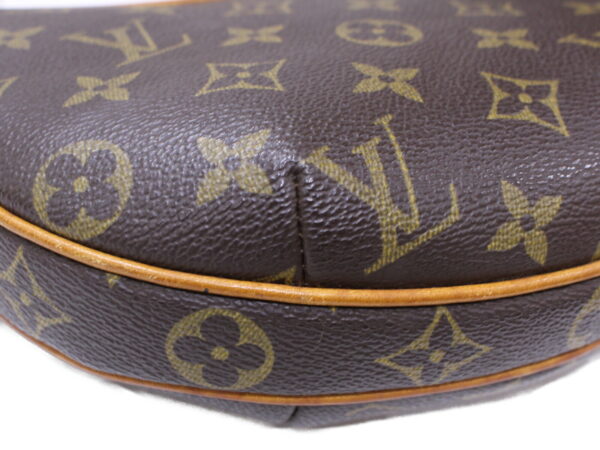 imgrc0086141453 Louis Vuitton Croissant PM Monogram Canvas Handbag Brown