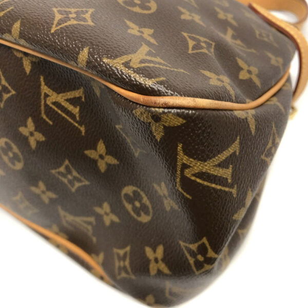 imgrc0086445045 Louis Vuitton Batignolles Monogram Tote Bag