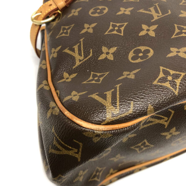 imgrc0086445048 Louis Vuitton Batignolles Monogram Tote Bag