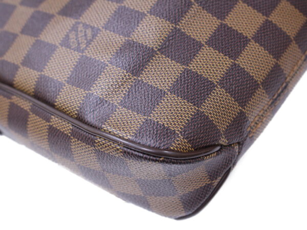 imgrc0086469953 Louis Vuitton District PM Damier Canvas Messenger Bag Brown