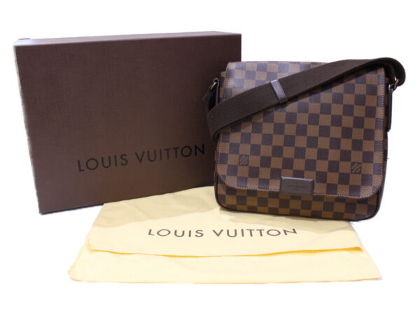 imgrc0086469965 Louis Vuitton District PM Damier Canvas Messenger Bag Brown