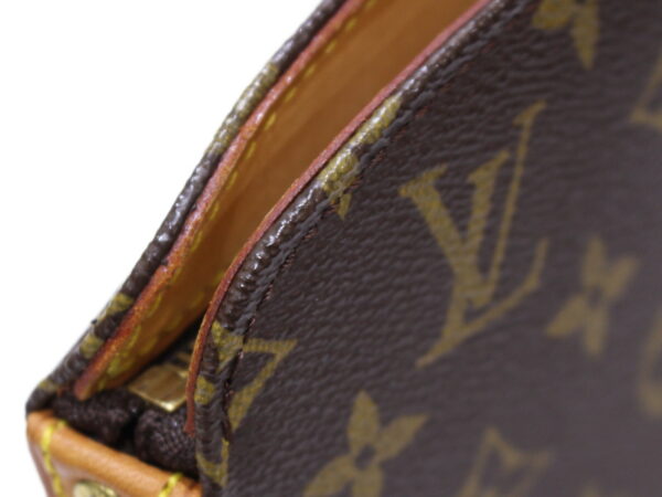 imgrc0086512164 Louis Vuitton Drouot Monogram Canvas Shoulder Bag Brown