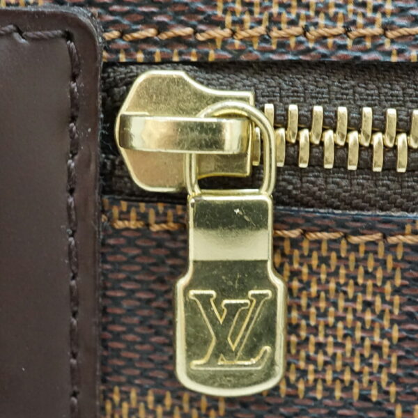 imgrc0086526573 Louis Vuitton Bum Bag Melville Damier