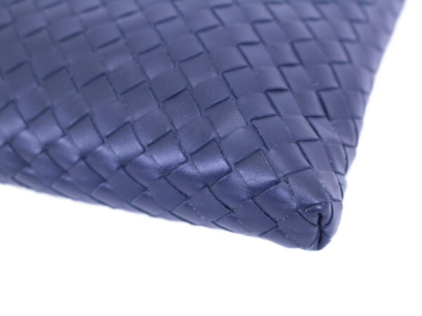 imgrc0086550401 Bottega Veneta Intrecciato Shoulder Bag Leather Navy