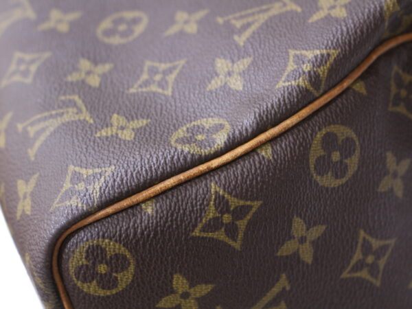 imgrc0086595212 Louis Vuitton Speedy 40 Monogram Canvas Bag Brown