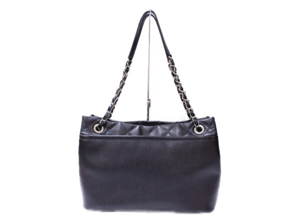 imgrc0086663140 Chanel Chain Shoulder Tote Caviar Skin Black