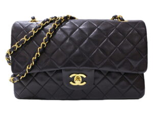 imgrc0086665145 Chanel Matelasse Chain Shoulder Bag