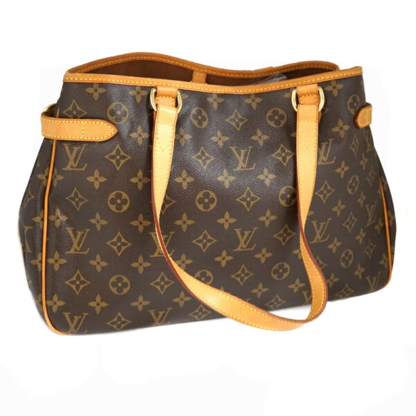 imgrc0086772898 Louis Vuitton Batignolles Horizontal Monogram Canvas Shoulder Bag Brown