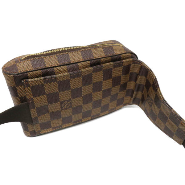 imgrc0086893996 Louis Vuitton Jeronimos Body Bag Damier Canvas Brown