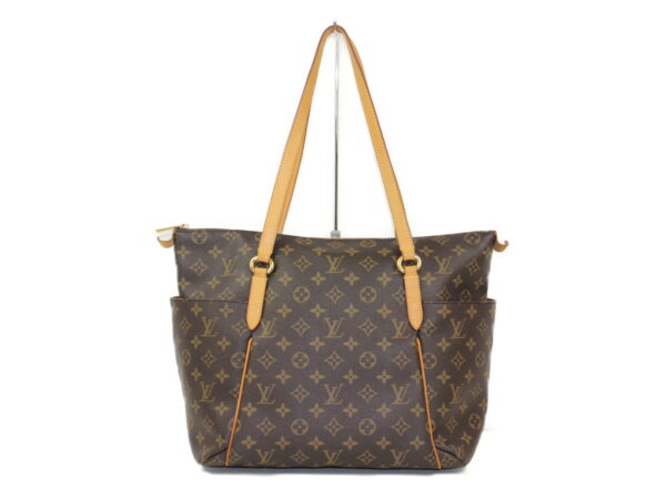 imgrc0086909210 Louis Vuitton Totally MM Monogram Canvas Tote Bag Brown