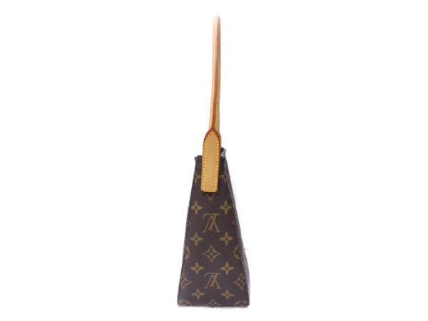 imgrc0086921060 Louis Vuitton Looping MM Monogram Canvas Shoulder Bag Brown