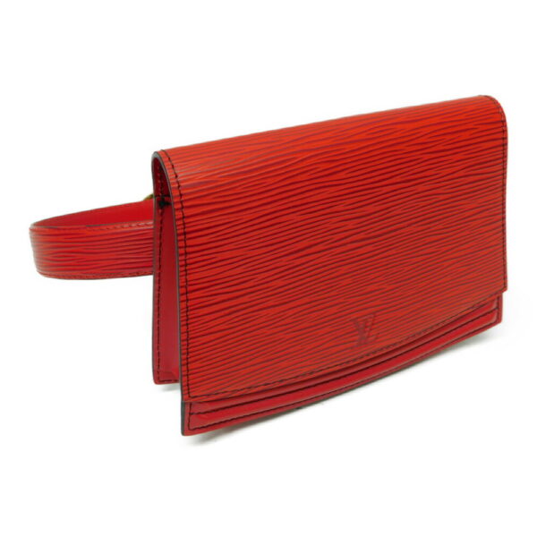 imgrc0086927608 Louis Vuitton Suntulle Tilsit Epi Castilian Red Waist Pouch