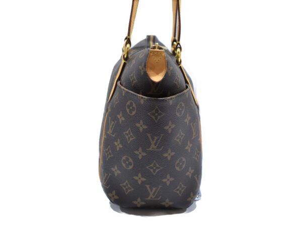 imgrc0086948756 Louis Vuitton Totally PM Shoulder Bag Monogram Beige