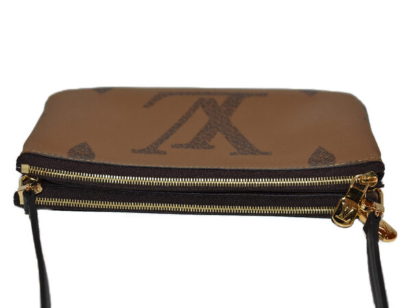 imgrc0086951174 Louis Vuitton Pochette Double Zip Crossbody Monogram Reverse