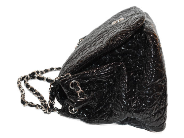 imgrc0086975565 Chanel Chain Shoulder Bag Black