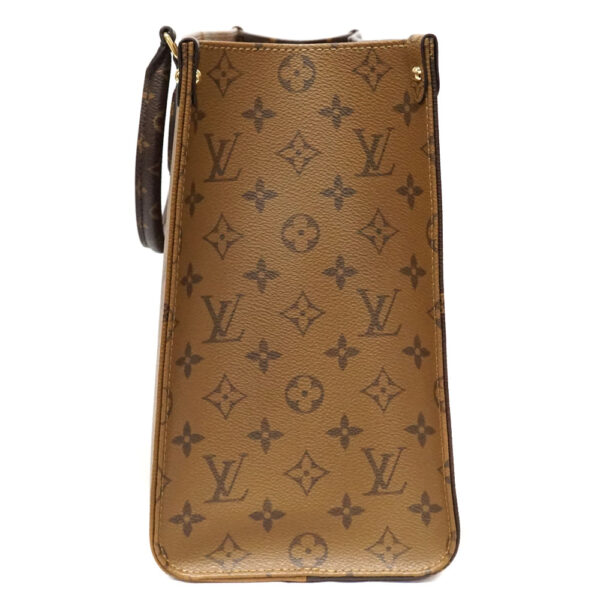 imgrc0086988729 Louis Vuitton On the Go MM Giant Monogram Tote Bag