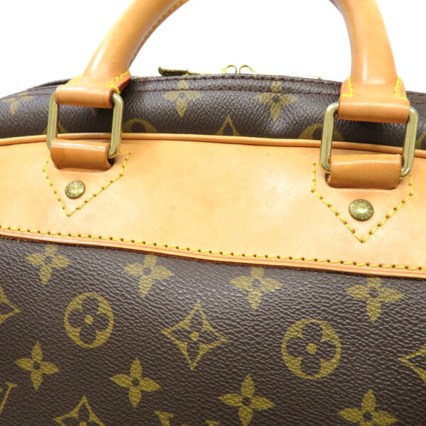 imgrc0087205059 Louis Vuitton Evasion Monogram Sports Bag