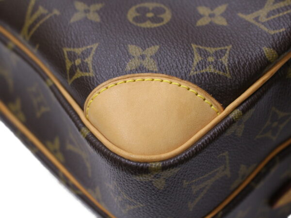 imgrc0087205151 Louis Vuitton Nile Monogram Canvas Messenger Bag Brown